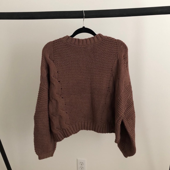 Tobi Sweater - Picture 6 of 9